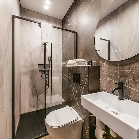 In Apartman *